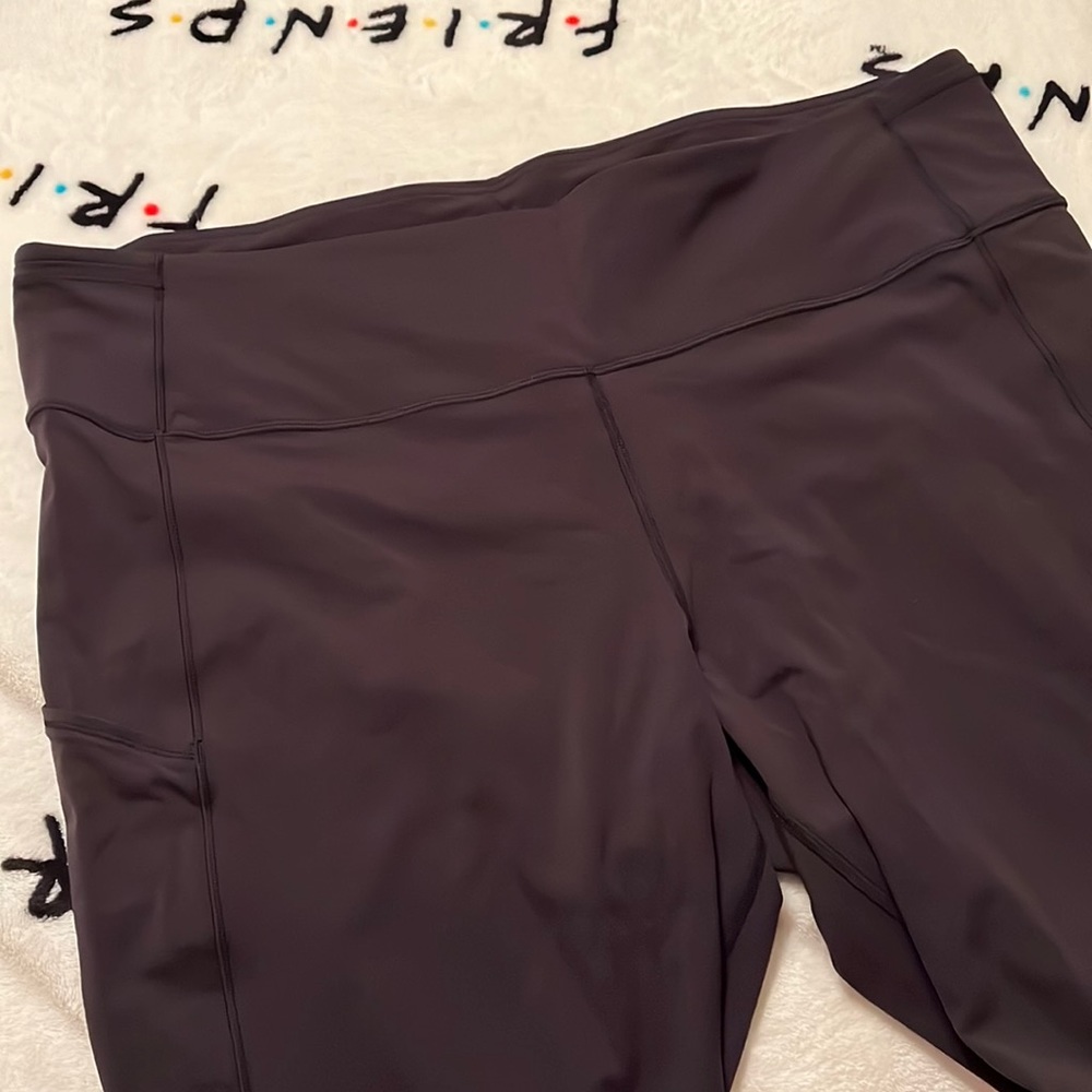 Lululemon black leggings